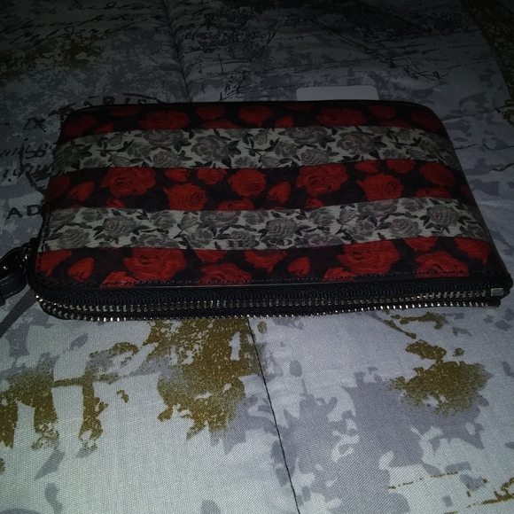 Coach Wristlet - Picture 3 of 3